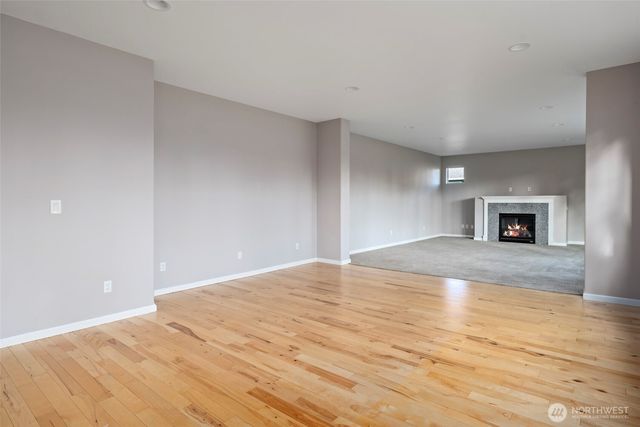 2722 SW Fairway Point Drive, Oak Harbor, WA 98277