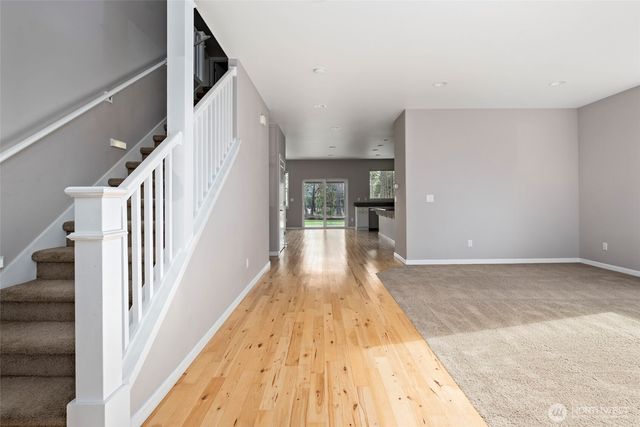 2722 SW Fairway Point Drive, Oak Harbor, WA 98277