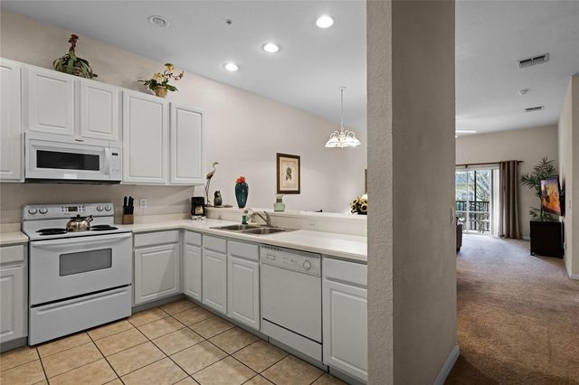 312 LUCAYA LOOP, Davenport, FL 33897