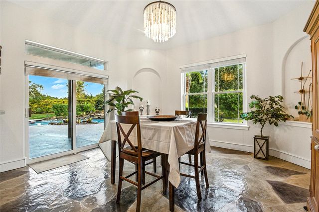 66 Lake Estates Drive, Montgomery, TX 77356