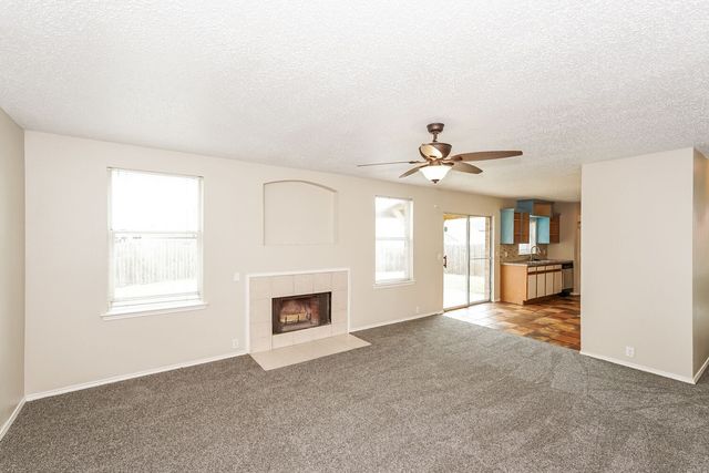 407 Harvard Drive, Glenn Heights, TX 75154