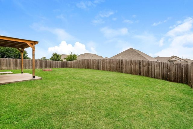 407 Harvard Drive, Glenn Heights, TX 75154