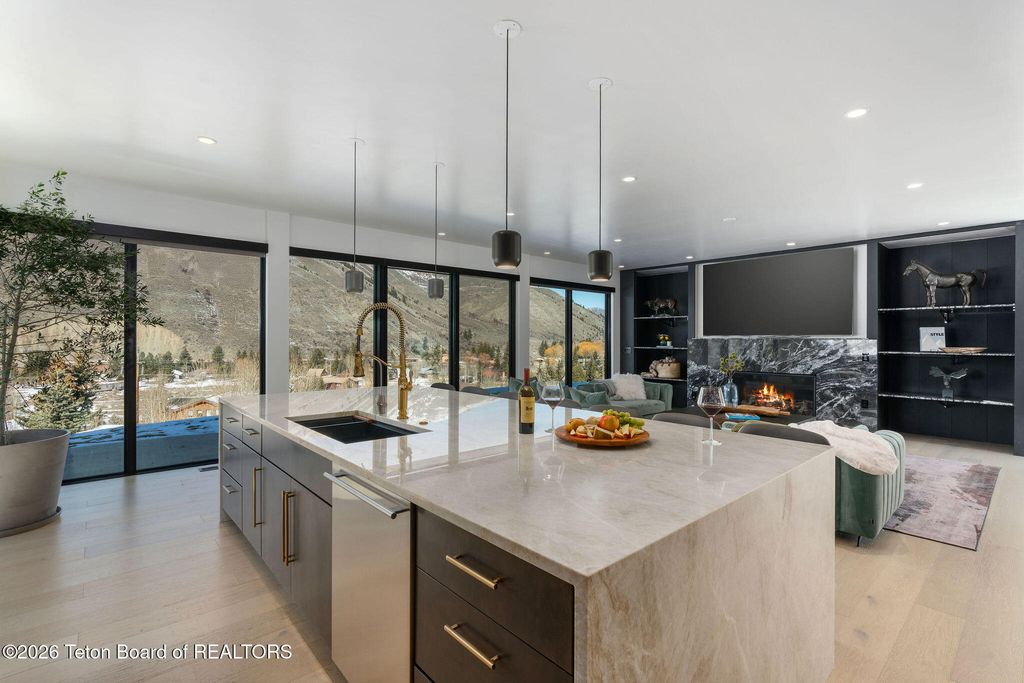 11330 HOBACK JUNCTION SOUTH Road, Jackson, WY 83001 photo 4