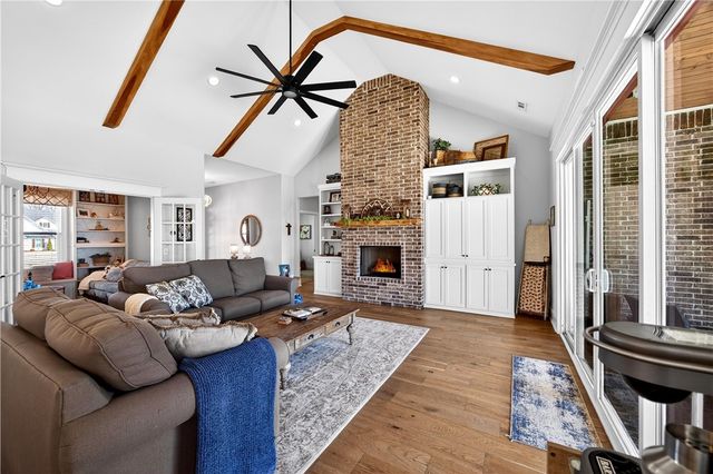 1455 River Point Road, Fayetteville, AR 72703