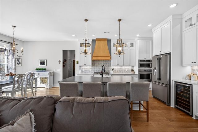 1455 River Point Road, Fayetteville, AR 72703