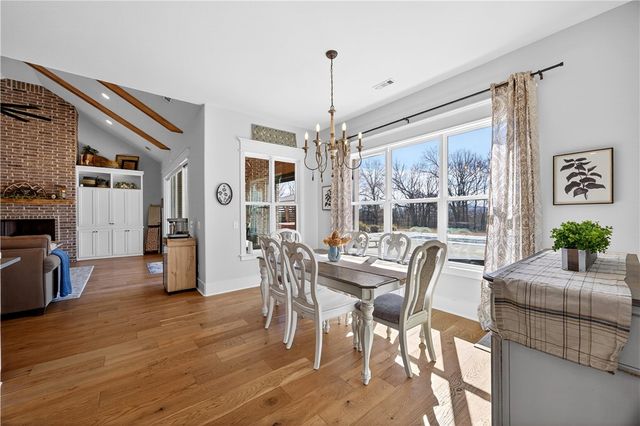 1455 River Point Road, Fayetteville, AR 72703