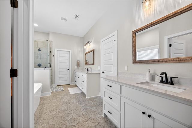 1455 River Point Road, Fayetteville, AR 72703