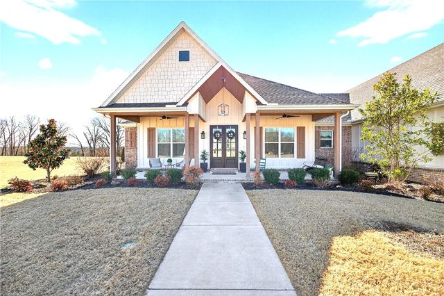 1455 River Point Road, Fayetteville, AR 72703