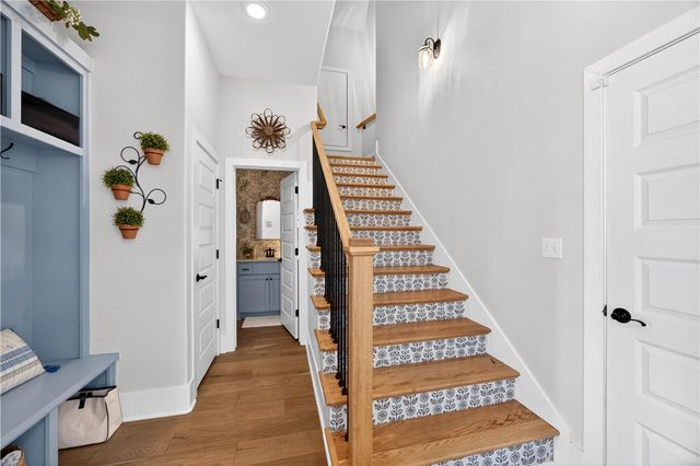 1455 River Point Road, Fayetteville, AR 72703