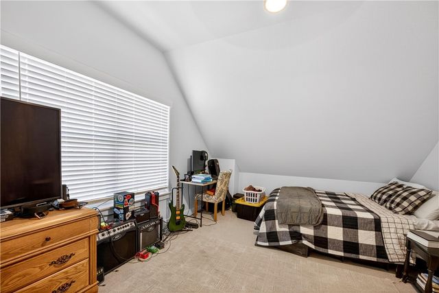 1455 River Point Road, Fayetteville, AR 72703