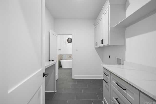 7113 Carl Moren Road, Hensley, AR 72065