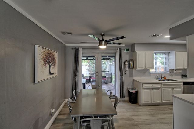 1324 N 24th Avenue, Hollywood, FL 33020