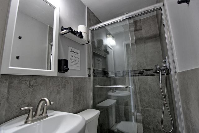 1324 N 24th Avenue, Hollywood, FL 33020