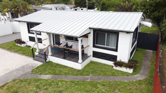 1324 N 24th Avenue, Hollywood, FL 33020