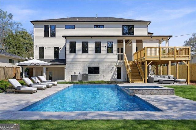1696 Dunwoody Place NE, Atlanta, GA 30324