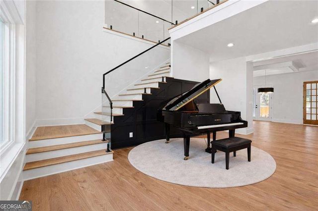 1696 Dunwoody Place NE, Atlanta, GA 30324