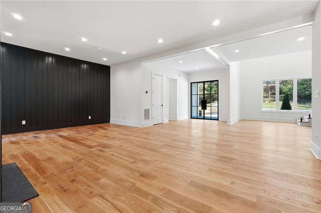 1696 Dunwoody Place NE, Atlanta, GA 30324