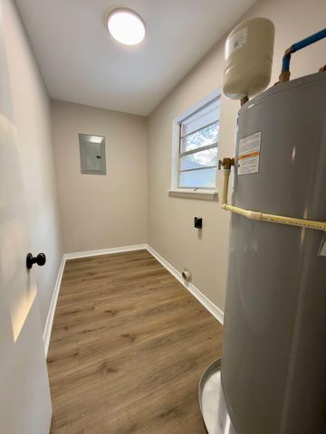 215 Jones Road, Crestview, FL 32536