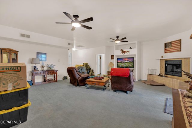 15201 Alameda Avenue, Fabens, TX 79838