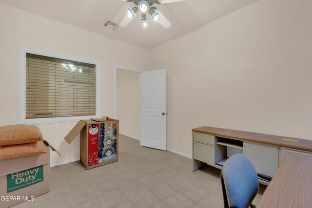 15201 Alameda Avenue, Fabens, TX 79838