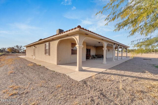 15201 Alameda Avenue, Fabens, TX 79838