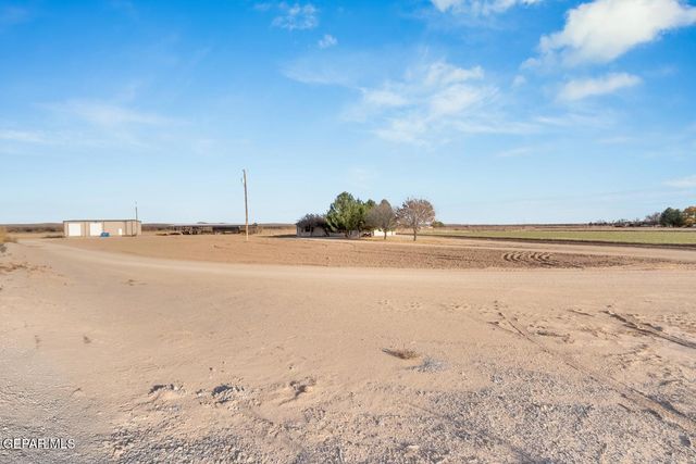 15201 Alameda Avenue, Fabens, TX 79838