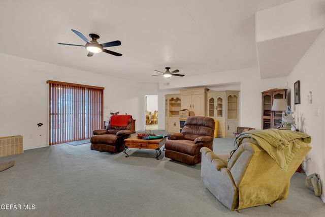 15201 Alameda Avenue, Fabens, TX 79838