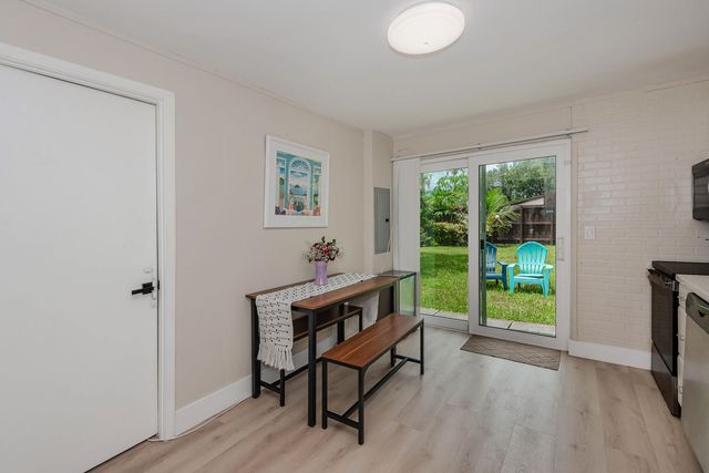 5631 FREEDOM Street, Hollywood, FL 33021