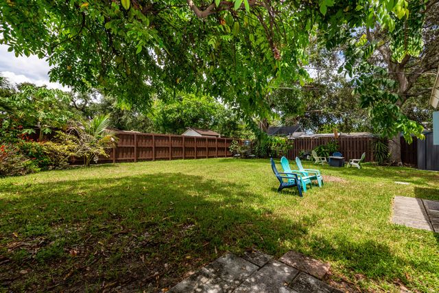 5631 FREEDOM Street, Hollywood, FL 33021