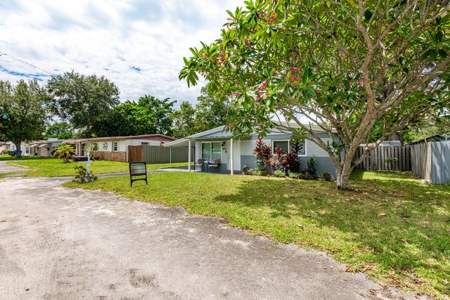 5631 FREEDOM Street, Hollywood, FL 33021