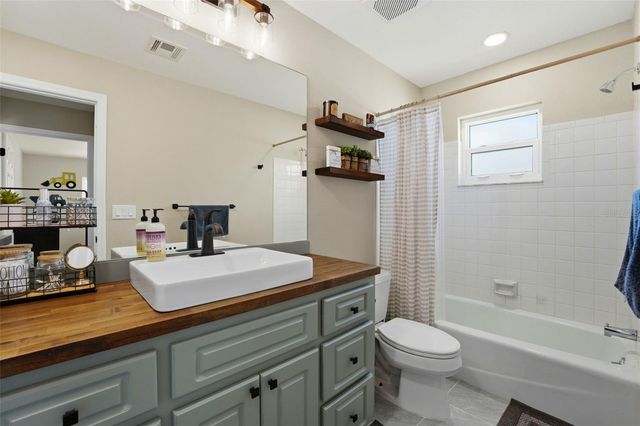 1007 MONTANA AVENUE, Englewood, FL 34223