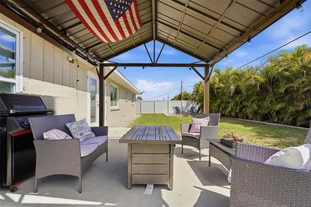 1007 MONTANA AVENUE, Englewood, FL 34223