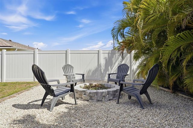 1007 MONTANA AVENUE, Englewood, FL 34223