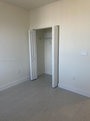 8167 NW 41 Street 407, Doral, FL 33166
