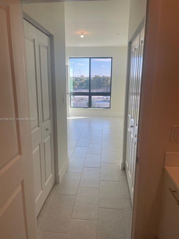 8167 NW 41 Street 407, Doral, FL 33166