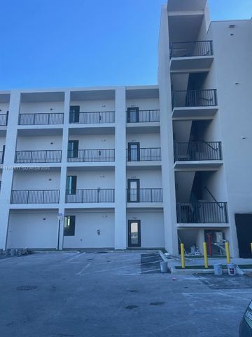 8167 NW 41 Street 407, Doral, FL 33166