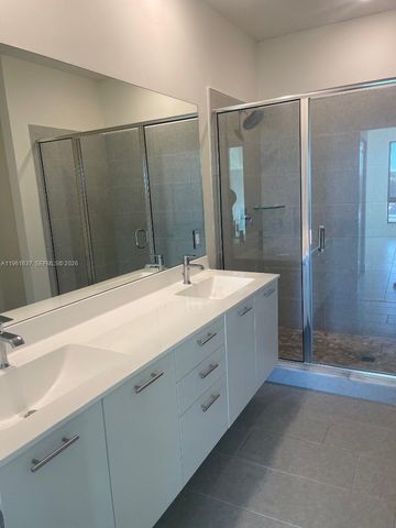 8167 NW 41 Street 407, Doral, FL 33166
