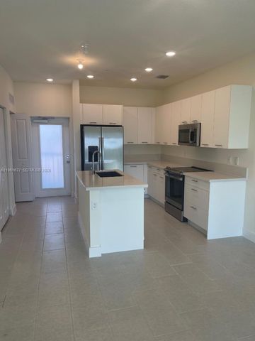8167 NW 41 Street 407, Doral, FL 33166