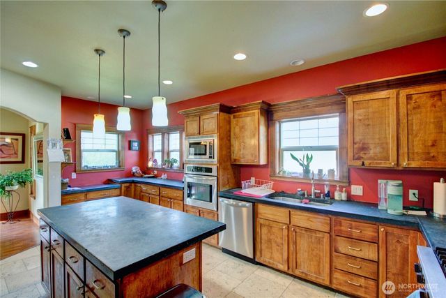 4435 Castlerock Drive, Blaine, WA 98230