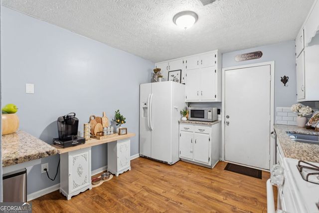 447 Summerville Drive NW, Lawrenceville, GA 30046