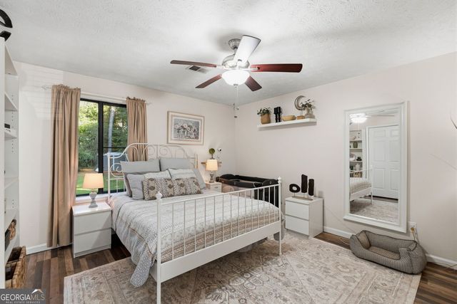 447 Summerville Drive NW, Lawrenceville, GA 30046