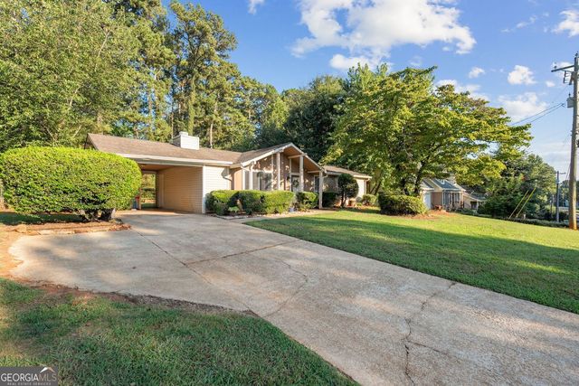 447 Summerville Drive NW, Lawrenceville, GA 30046