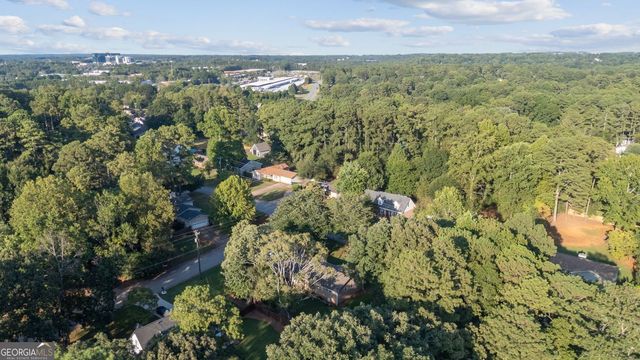 447 Summerville Drive NW, Lawrenceville, GA 30046