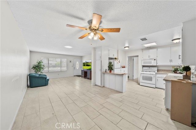 820 S Alessandro Street, Hemet, CA 92543