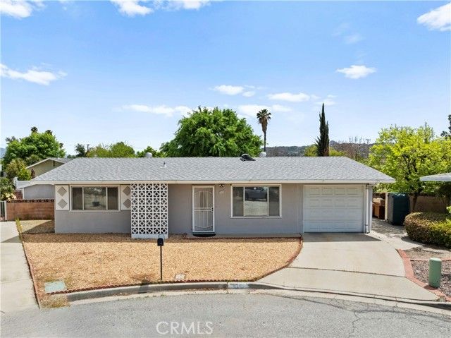 820 S Alessandro Street, Hemet, CA 92543