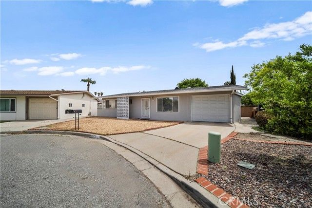 820 S Alessandro Street, Hemet, CA 92543