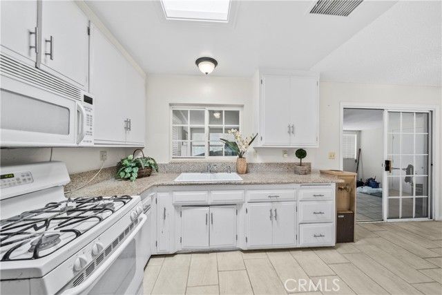 820 S Alessandro Street, Hemet, CA 92543