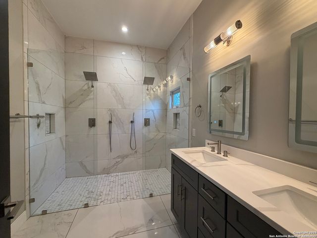 350 Trail, San Antonio, TX 78212