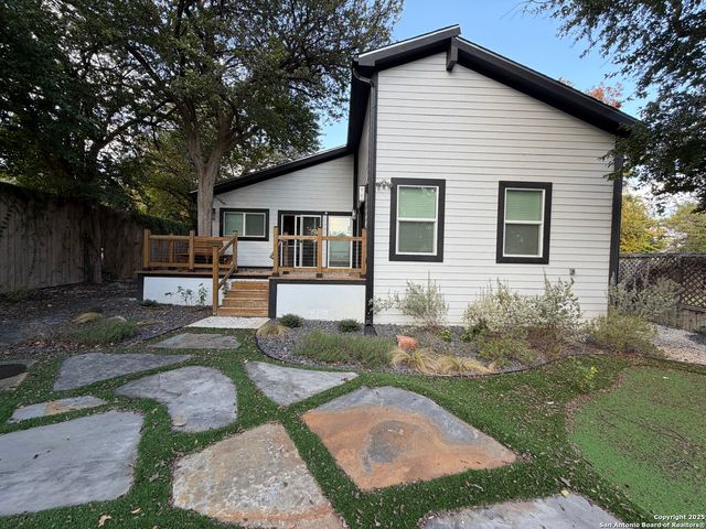350 Trail, San Antonio, TX 78212