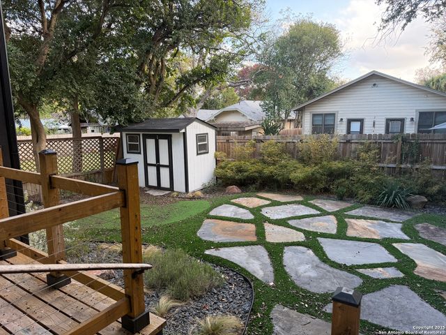 350 Trail, San Antonio, TX 78212